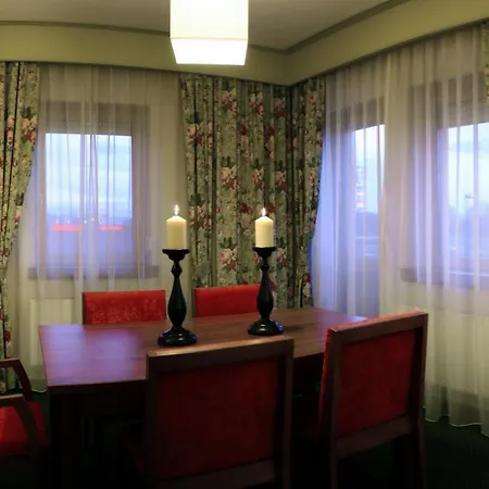 Ahotel Hotel 2*